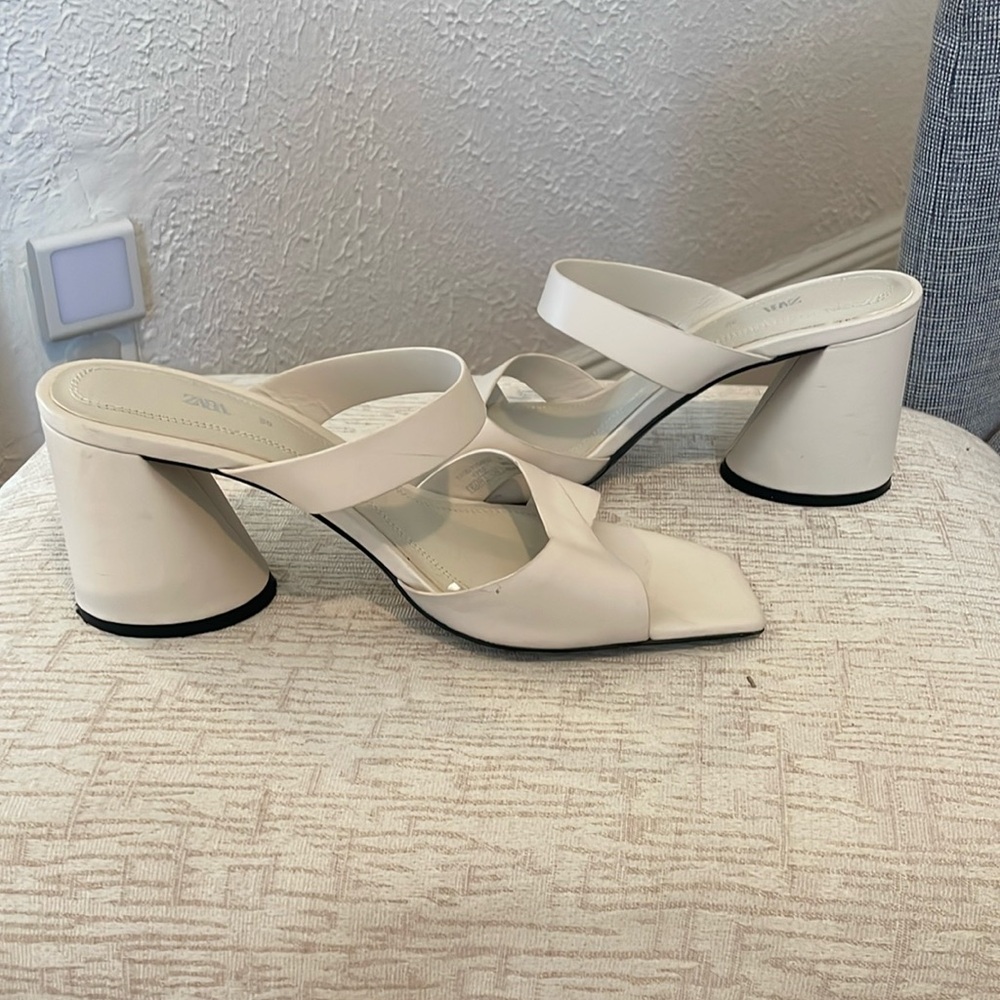 Neutral Color Rounded Block Heel with Square Toe